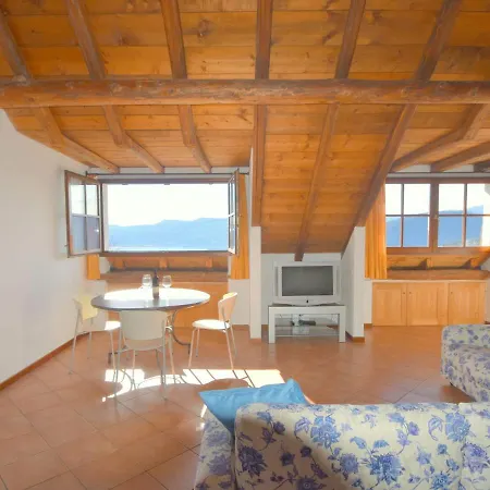 Peaceful Cottage In Cargiogo With Private Terrace Ferienhaus Arizzano