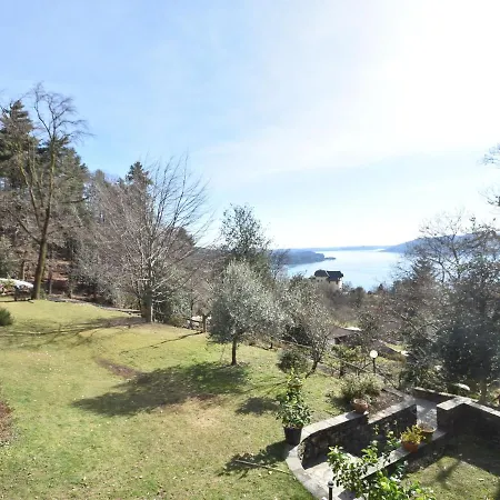 Ferienhaus Peaceful Cottage In Cargiogo With Private Terrace